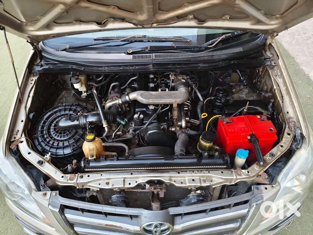 Toyota Innova 2.5 G (diesel) 8 Seater, 2010, Diesel