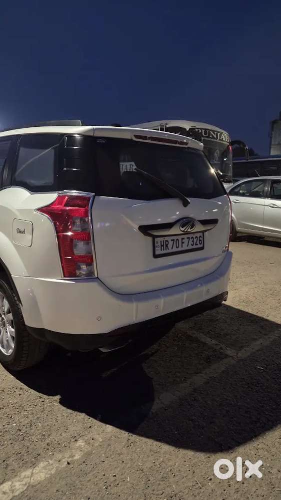 Mahindra Xuv500 2016 Diesel 107000 Km Driven