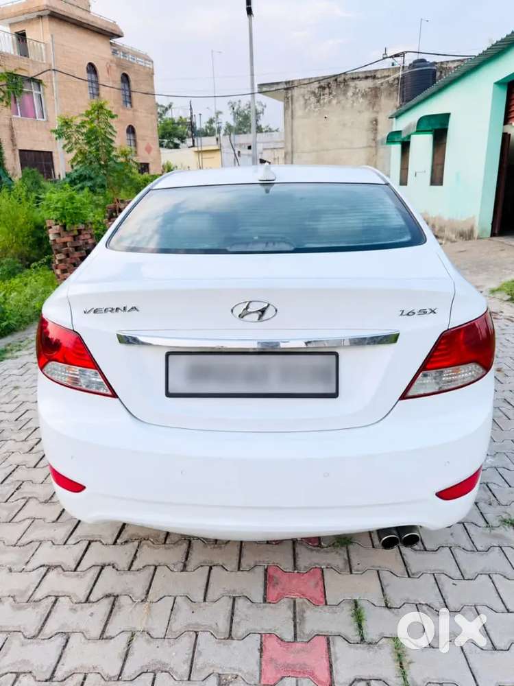 Hyundai Verna 1.6 Sx 2014 Fours Tyres New