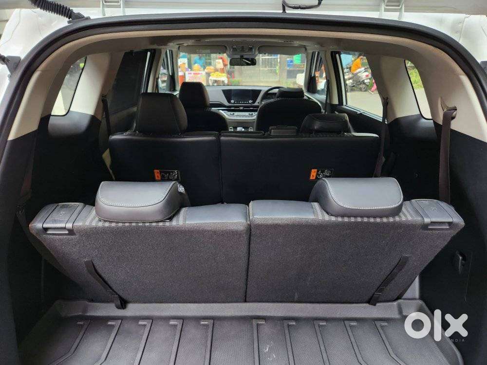 Kia Carens Prestige Plus (o) 1.5 Turbo Petrol Dct 7-seater, 2025, Pe..
