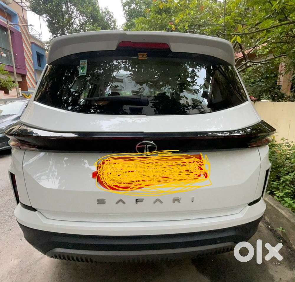 Tata Safari Adventure 2025 Diesel Manual