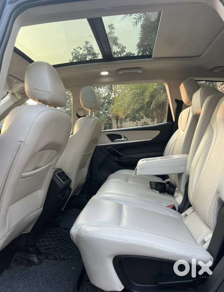 Mahindra Xuv700, 2023, Diesel