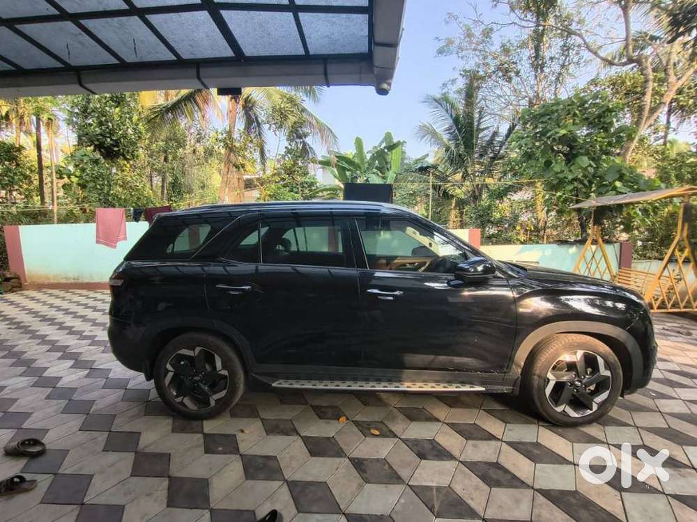 Hyundai Alcazar Platinum 7 Str 1.5 Turbo Petrol Adventure, 2022, Die..