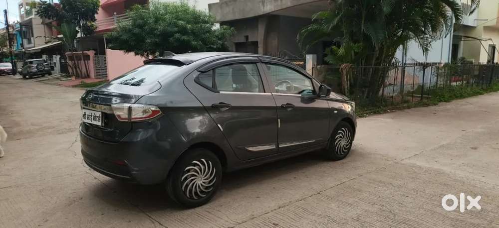 Tata Tigor Xe, 2022, Petrol