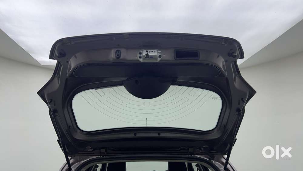 Tata Tiago Xza, 2019, Petrol