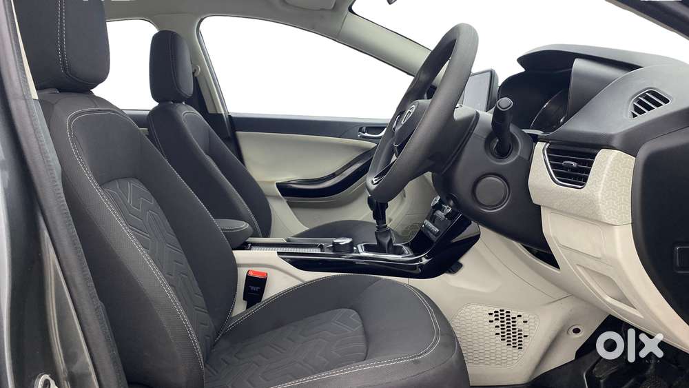 Tata Nexon 1.2 Revotron Xz Plus, 2021, Petrol