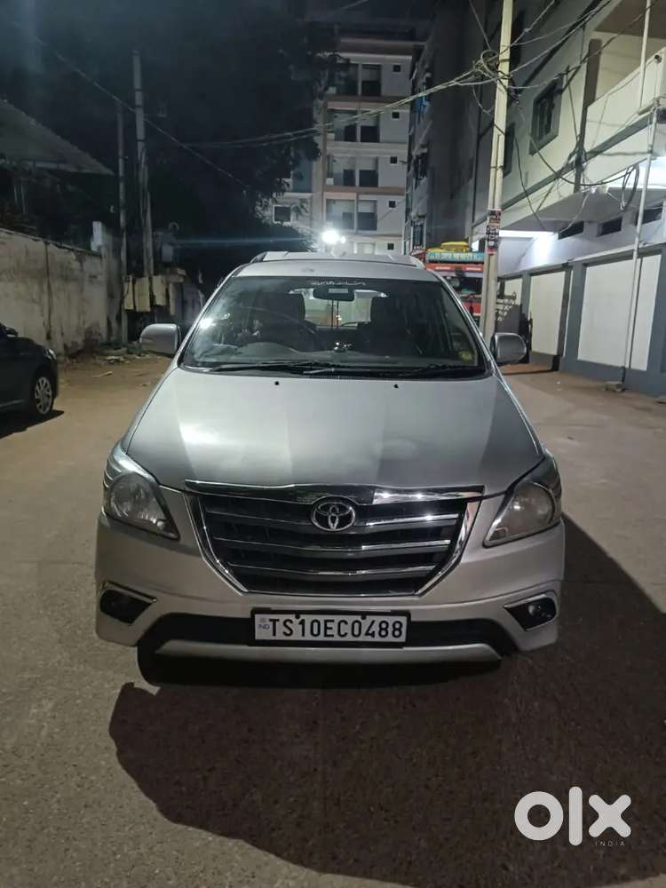 Toyota Innova Diesel 7 Str 2014 Second Owner