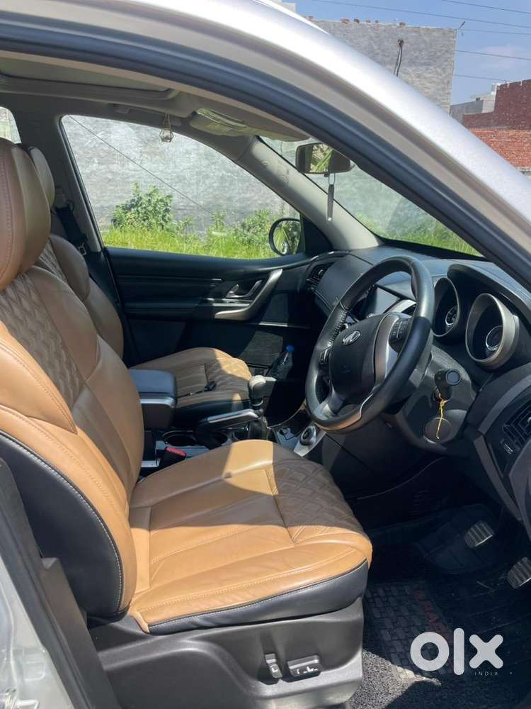Mahindra Xuv500 Top Model 2019 Diesel Well Maintained
