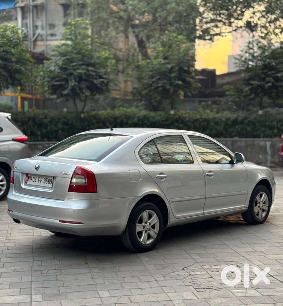 Skoda Laura 1.8 Tsi Ambiente, 2012, Petrol