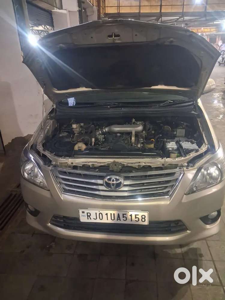 Toyota Innova Diesel 2012