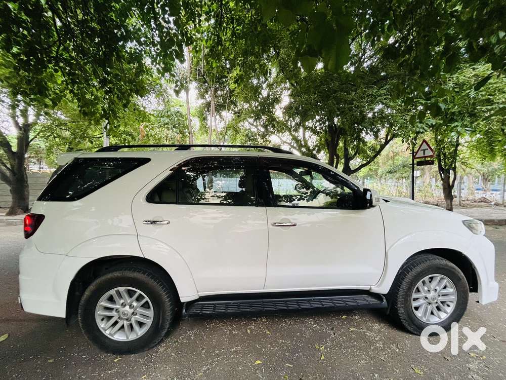 Toyota Fortuner, 2012, Diesel