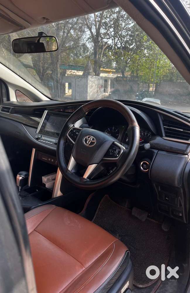 Toyota Innova Crysta 2.8z Automatic, 2018, Diesel
