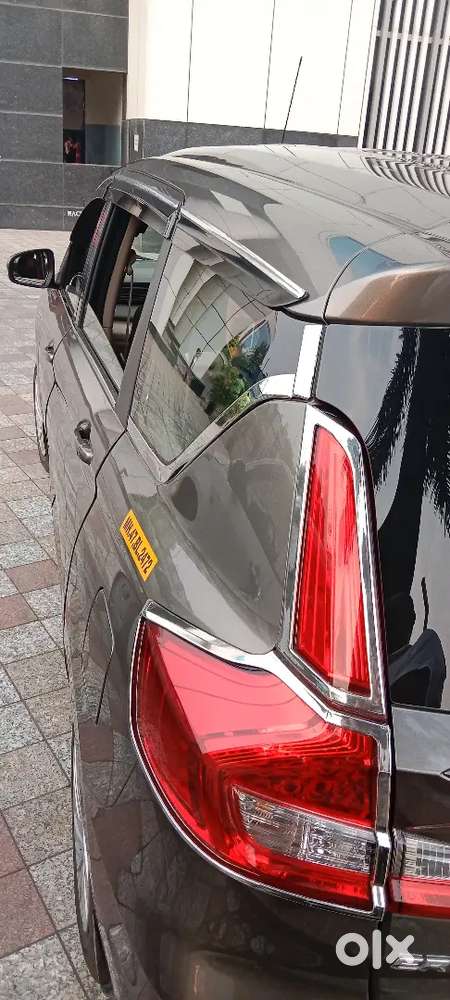 Maruti Suzuki Ertiga 2023 Cng & Hybrids 80000 Km Driven