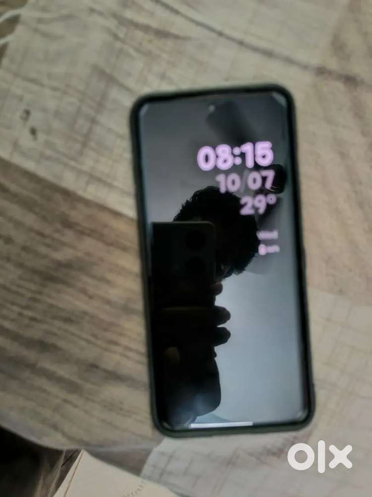 25 days mobile Brad new condition