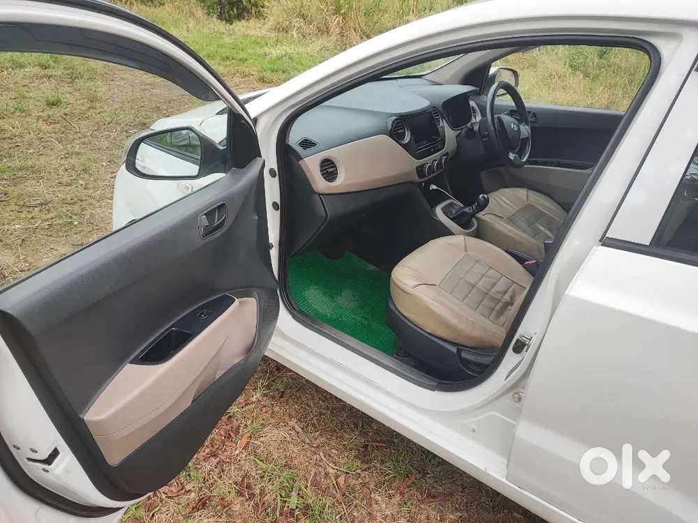 Hyundai Grand I10 2017 Petrol 42000 Km Driven