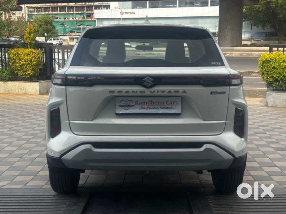 Maruti Suzuki Grand Vitara 1.5 Sigma Smart Hybrid, 2025, Petrol