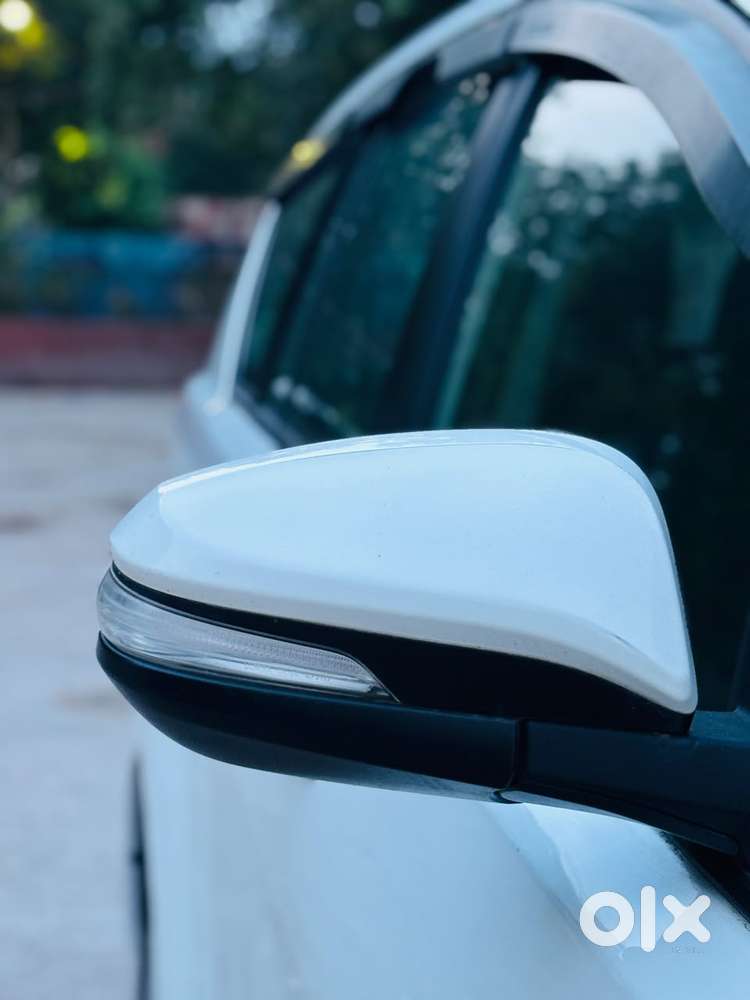 Toyota Innova Crysta 2.4 G Mt, 2017, Diesel