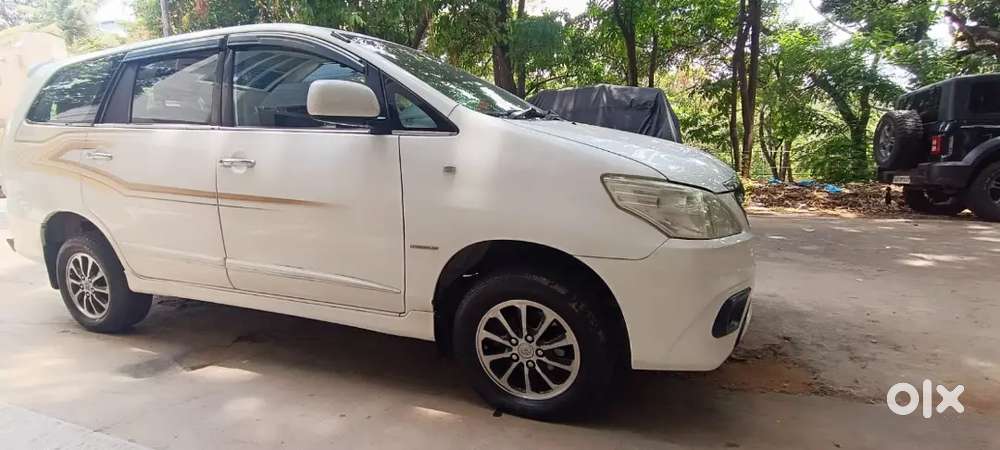 Toyota Innova Diesel Manual 2014 Second Owner