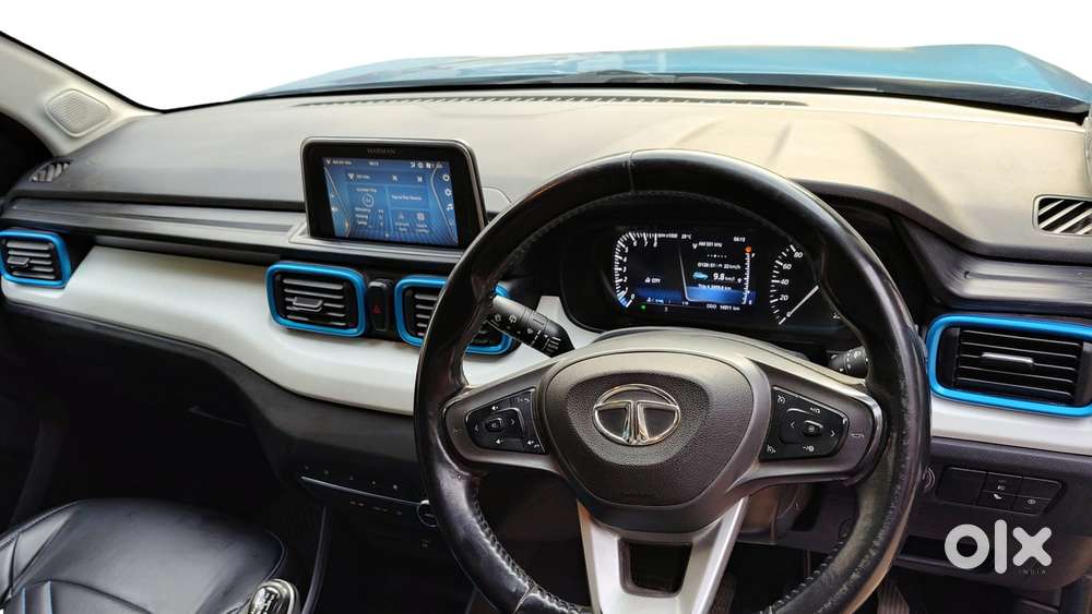 Tata Punch 1.2 Revotron Creative Dual Tone, 2021, Petrol