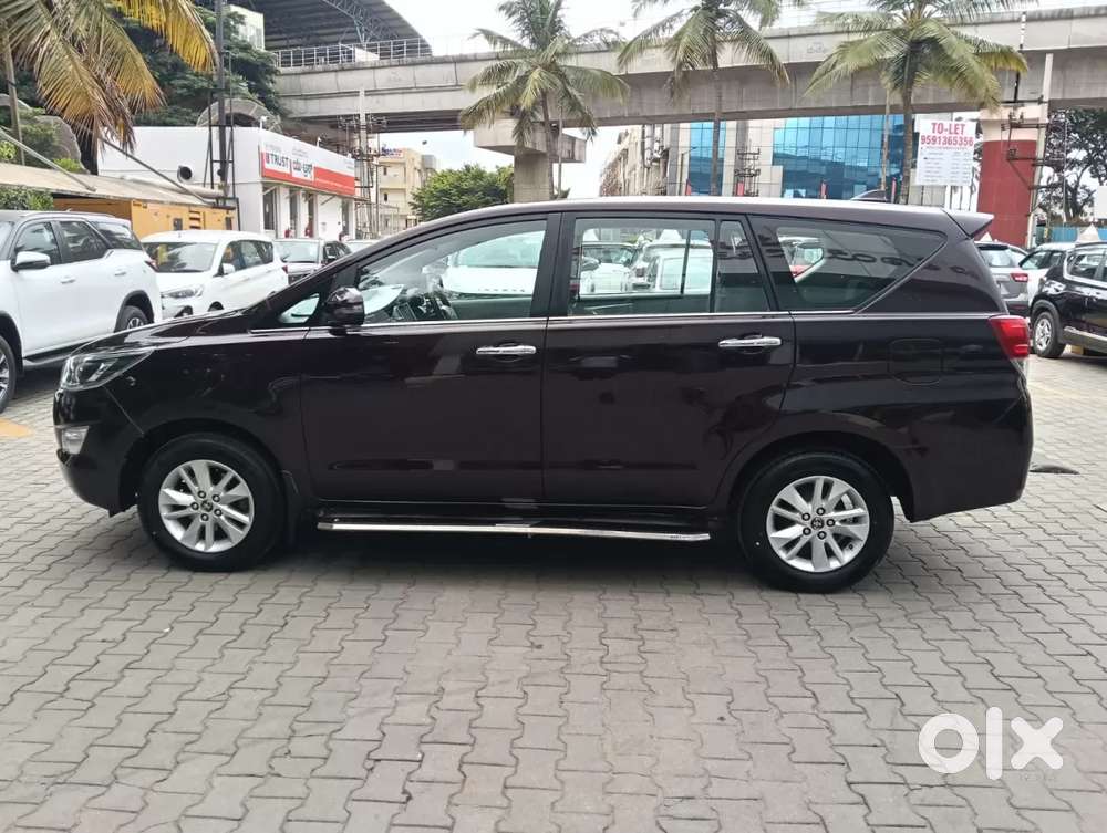Toyota Innova Crysta 2.4 V 7 Str, 2017, Diesel