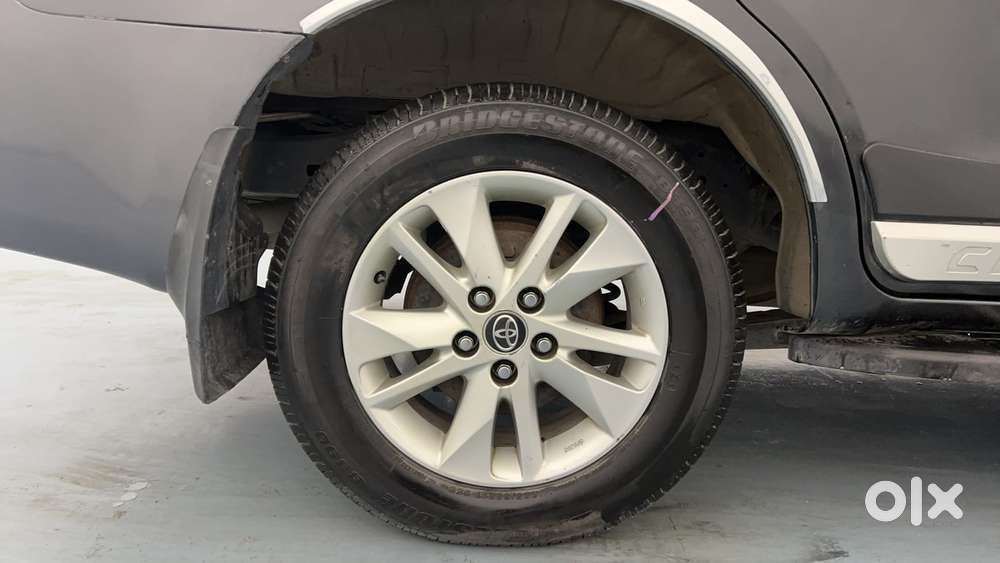 Toyota Innova Crysta [2020-ongoing] 2.4 Gx 7 Str, 2018, Diesel