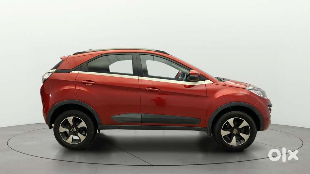 Tata Nexon 1.2 Revotron Xza Plus, 2019, Petrol