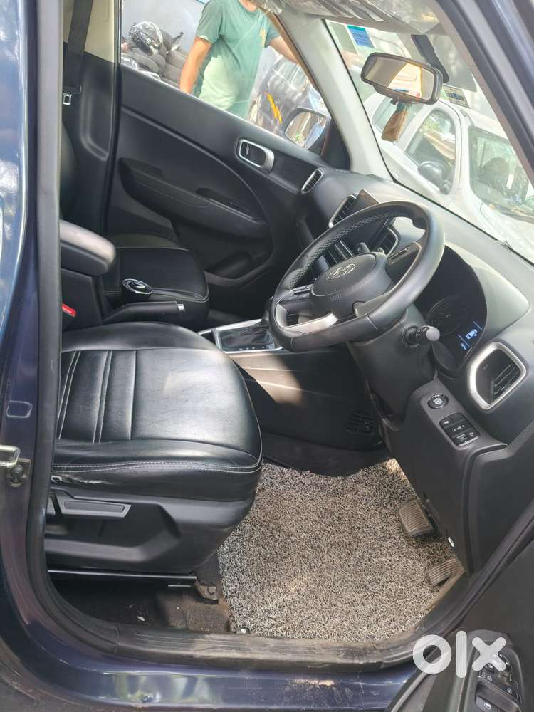 Hyundai Venue S Turbo, 2021, Petrol