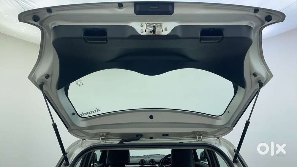 Maruti Suzuki Swift Vvt Vxi, 2021, Petrol