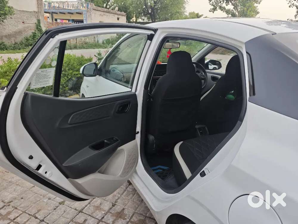 Hyundai Aura Sx 2025