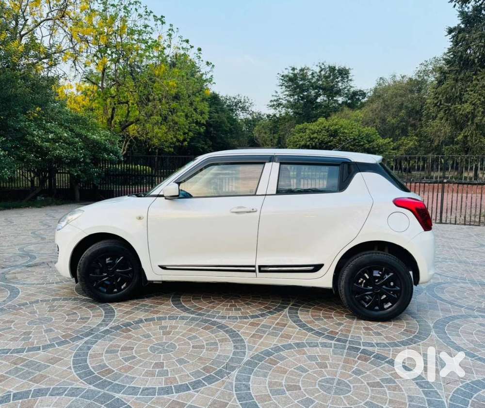 Maruti Suzuki Swift Lxi Optional-o, 2021, Petrol