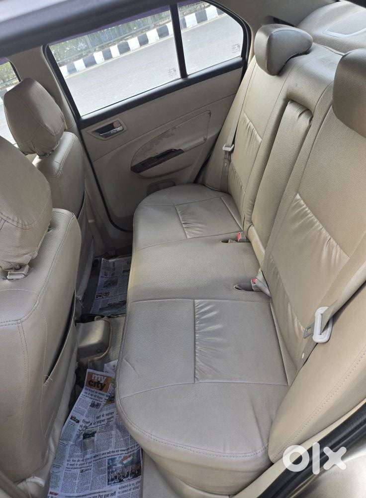 Maruti Suzuki Swift Dzire 1.2 Vxi Bsiv, 2015, Petrol