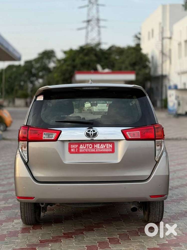 Toyota Innova Crysta 2.4 V 7 Str, 2019, Diesel