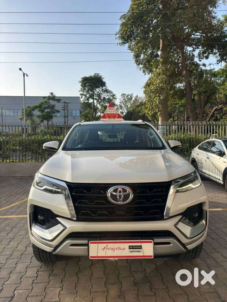 Toyota Fortuner 4x2 At 2.8 Diesel, 2024