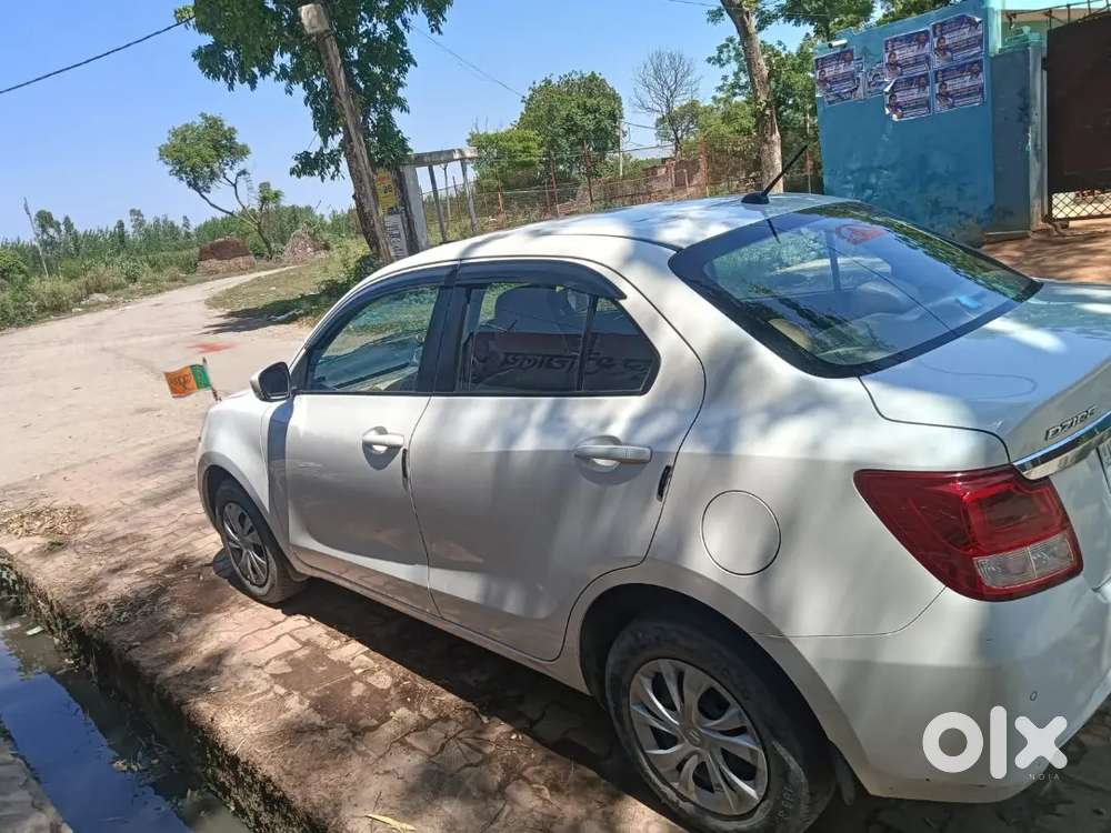 Swift Dezire Car