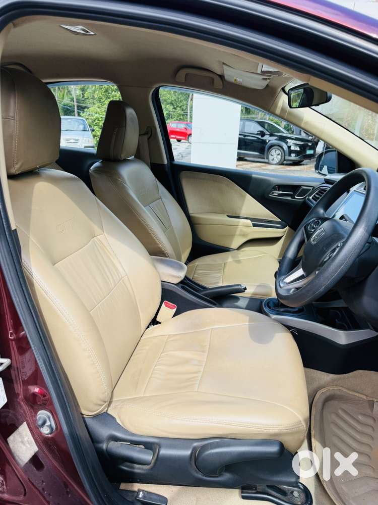 Honda City 1.5 V 4th Gen I-vtec Mt, 2017, Petrol