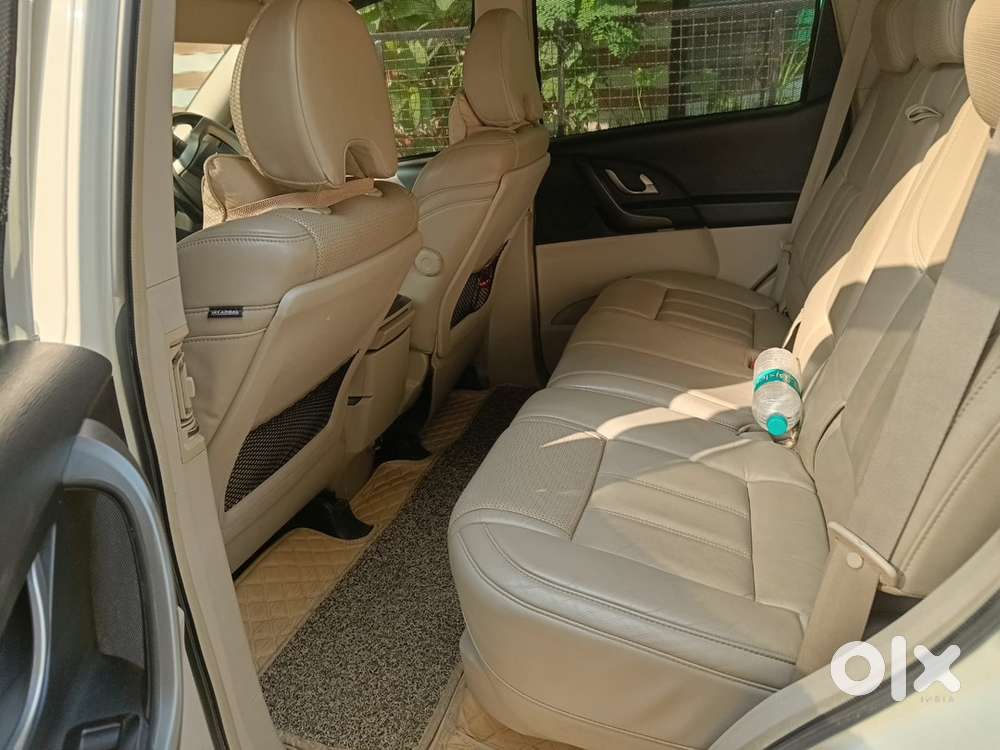 Mahindra Xuv500 Diesel 2015 W10 Top Model With Sunroof