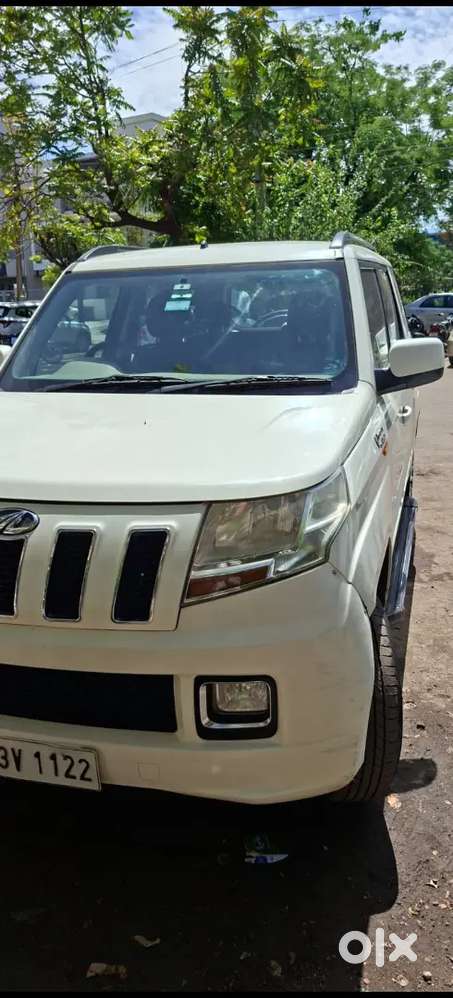 Mahindra Tuv 300 2017 Diesel 110000 Km Driven