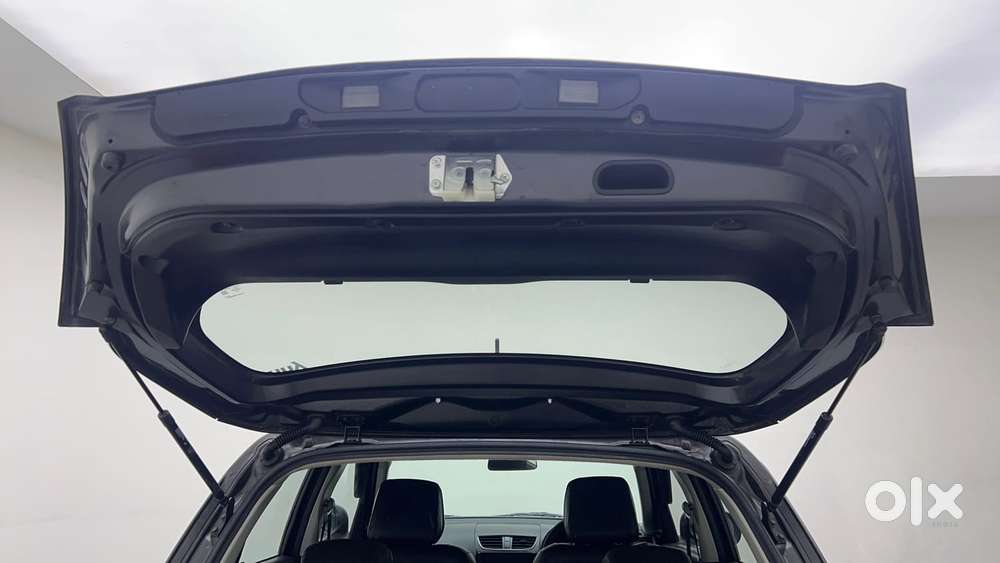 Maruti Suzuki Swift 1.2 Lxi (o), 2017, Petrol