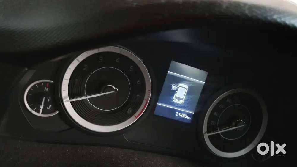 Creta Knight Edition  Petrol 3 Yrs Old New Condition Single Used