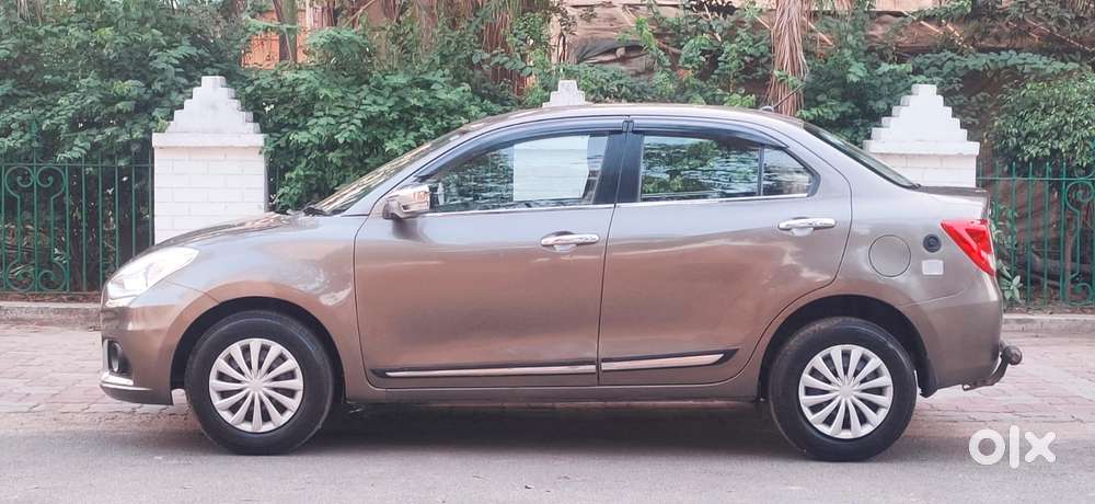 Maruti Suzuki Dzire 1.2 Vxi Cng, 2022, Cng & Hybrids