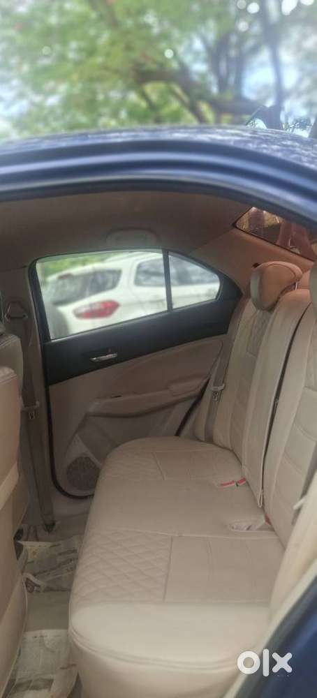Maruti Suzuki Dzire 1.2 Vxi, 2022, Petrol