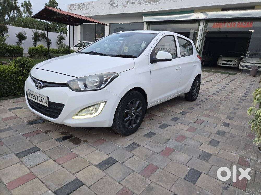 Hyundai I20 Sportz 1.2 Bs-iv, 2013, Diesel