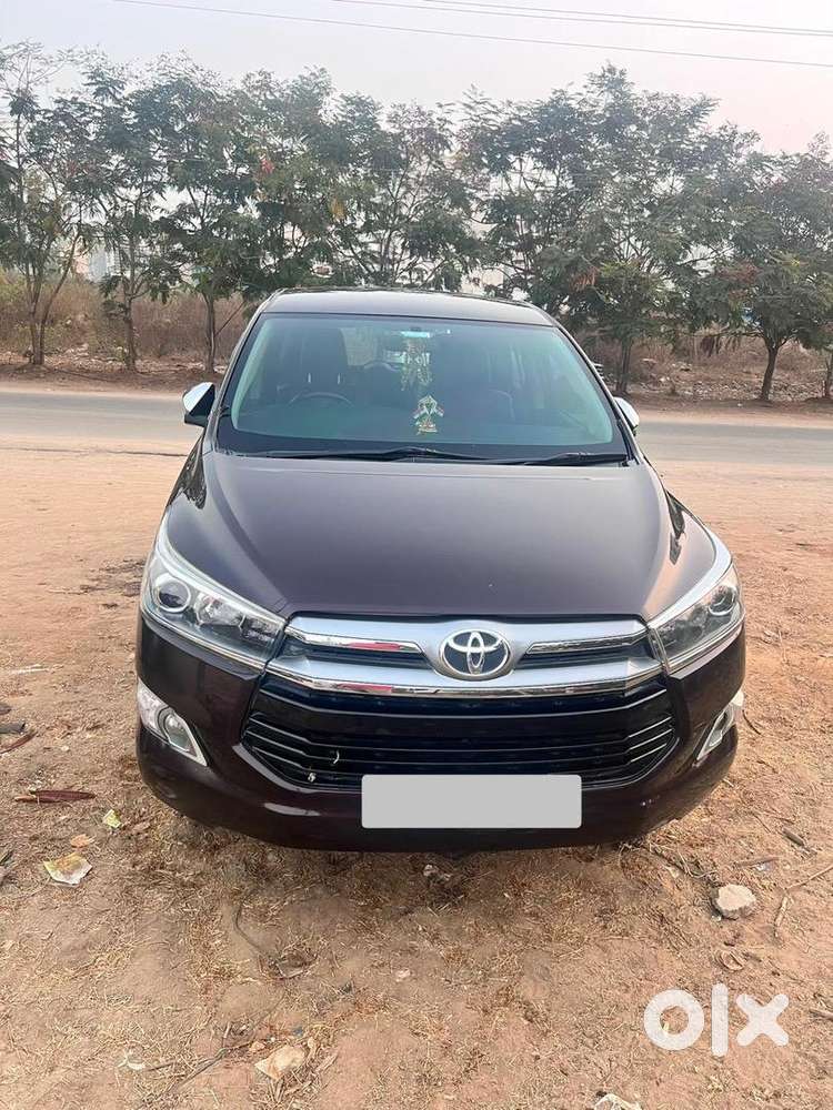 Toyota Innova Crysta 2017 Diesel 44000 Km Driven