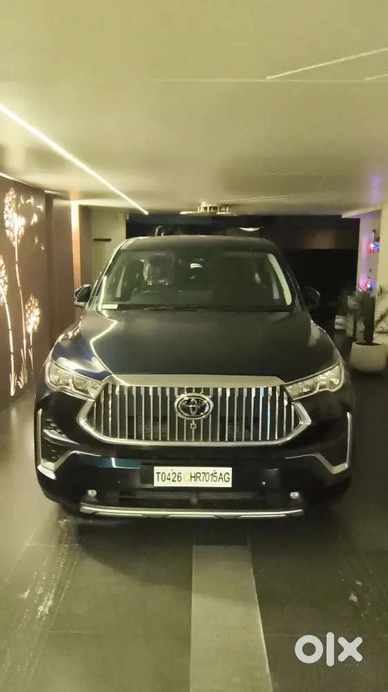 Toyota Innova Hycross 2026