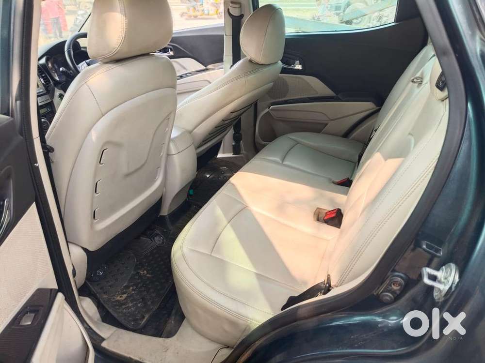 Mahindra Xuv300 2019 Diesel 135000 Km Driven