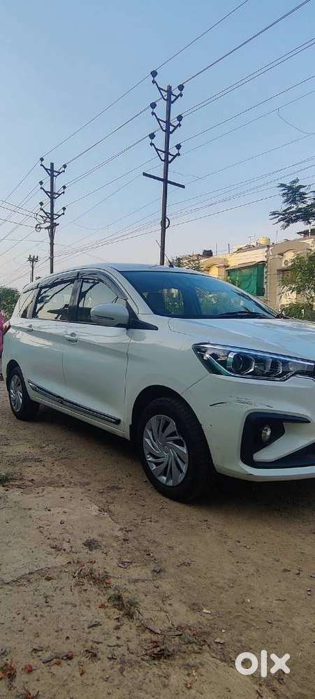 Maruti Suzuki Ertiga Vxi Shvs, 2022, Petrol