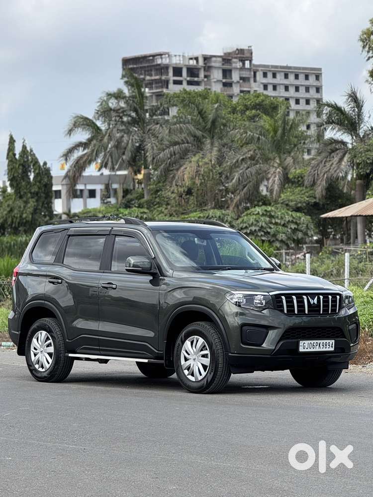 Mahindra Scorpio-n 2.0 Z4 Petrol Mt 7 Str, 2023, Petrol