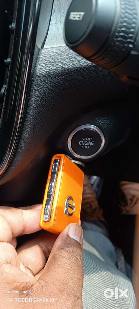 Volvo Xc40 B4 Ultimate, 2022, Petrol