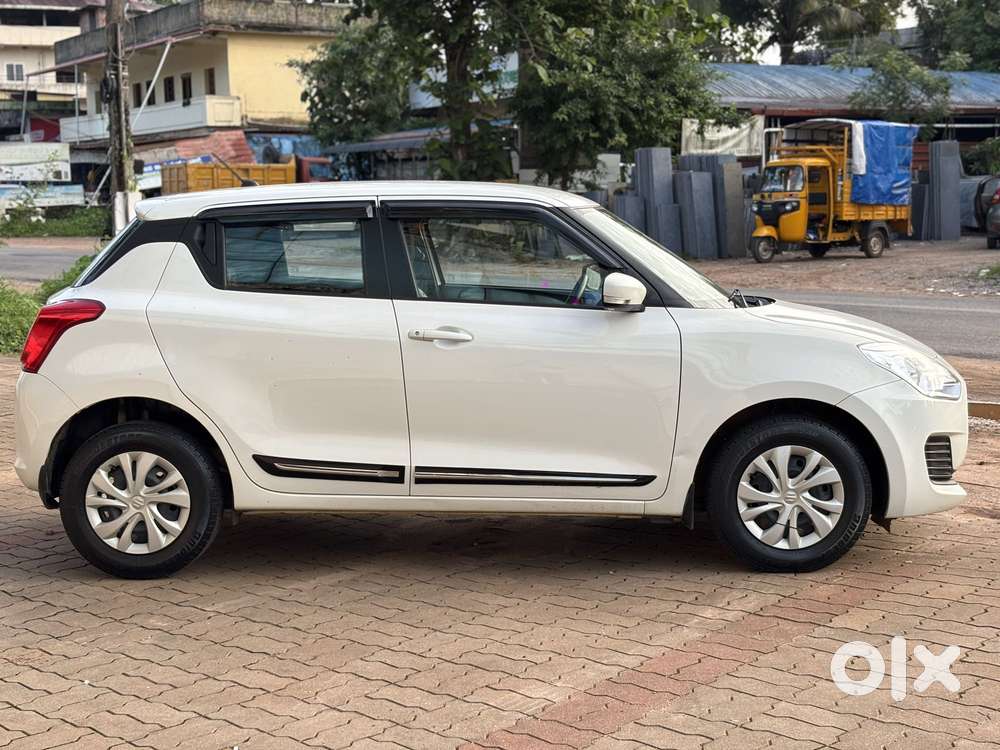 Maruti Suzuki Swift Vxi 1.2 Abs Bs-iv, 2020, Petrol