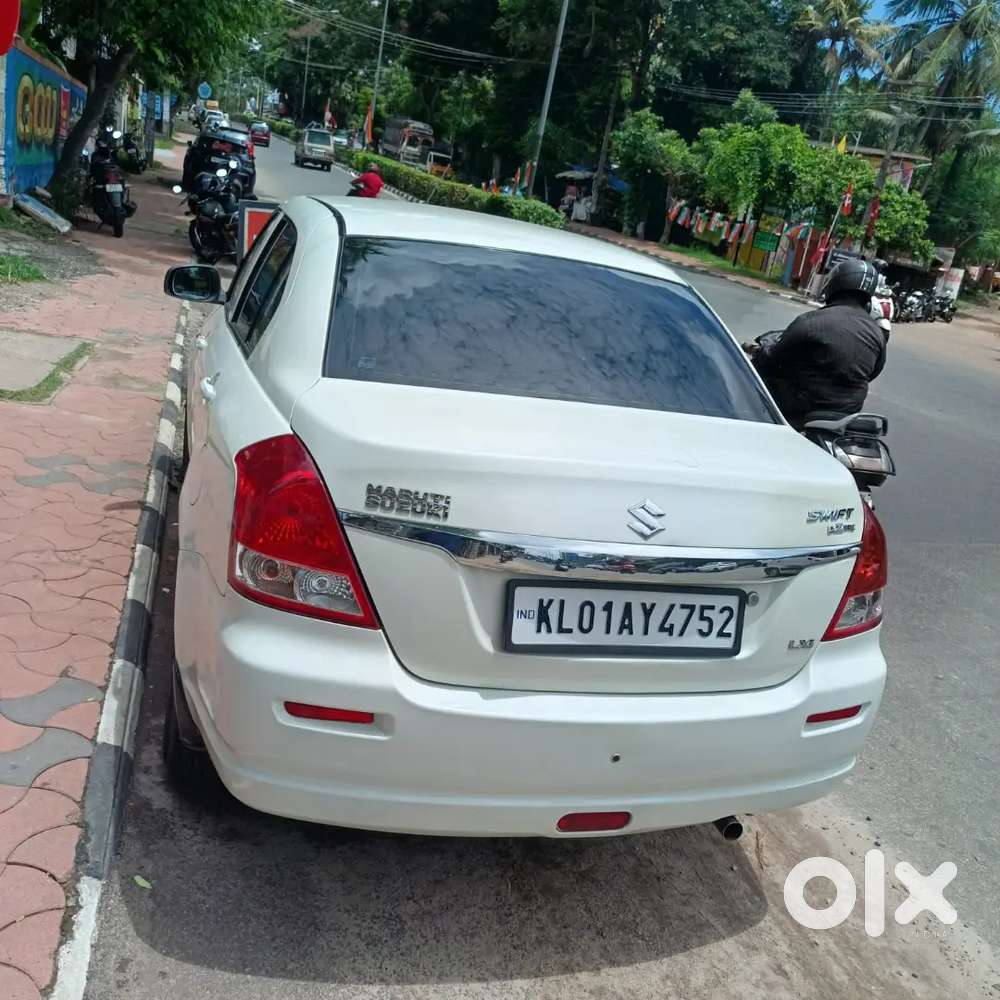 Maruti Suzuki Dzire 2010 Petrol 73400 Km Driven